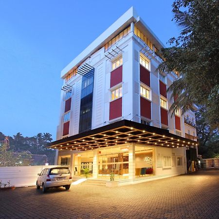 National Park Residency Kottayam Hotel Ettumanoor ภายนอก รูปภาพ