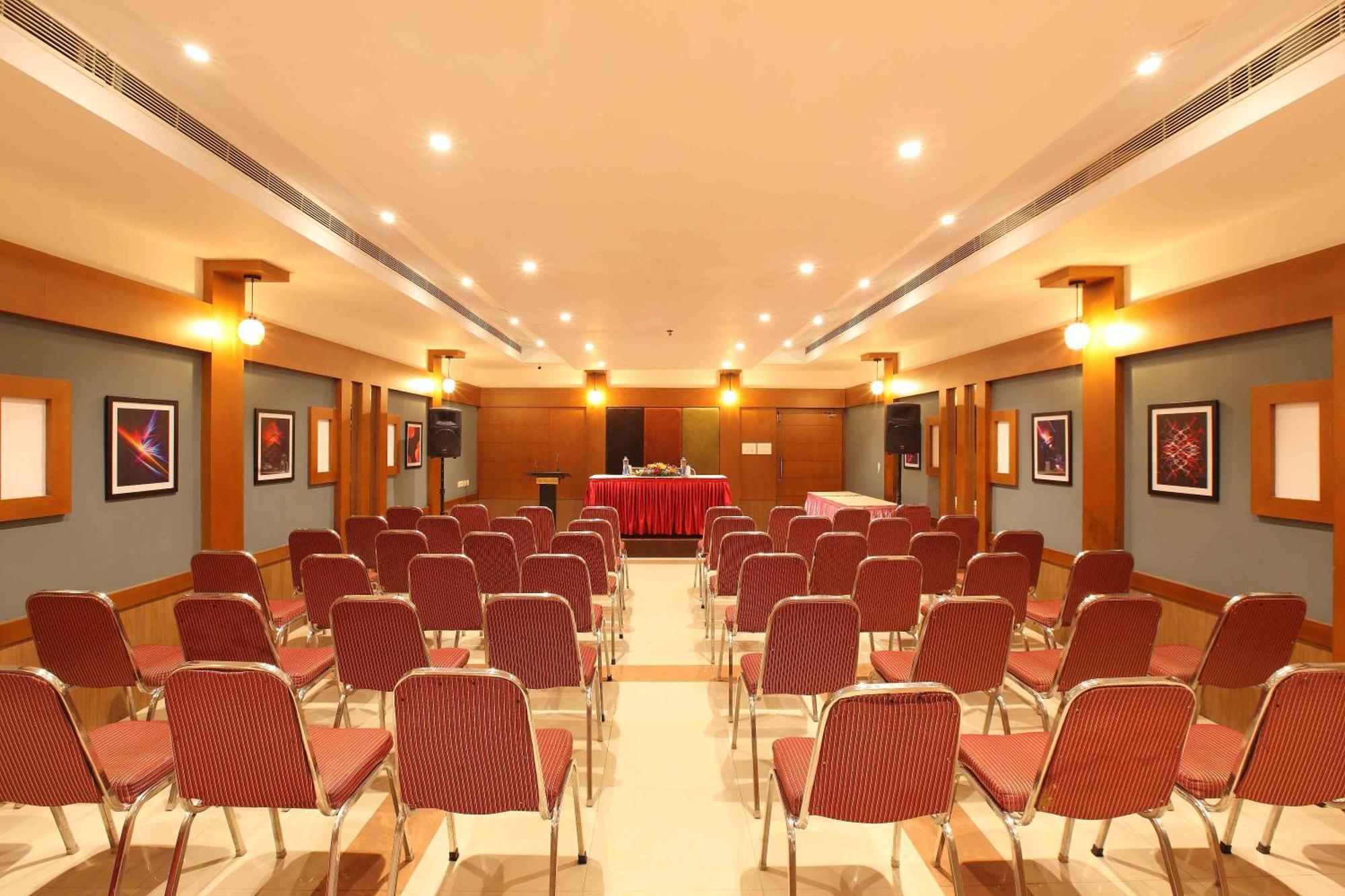 National Park Residency Kottayam Hotel Ettumanoor ภายนอก รูปภาพ
