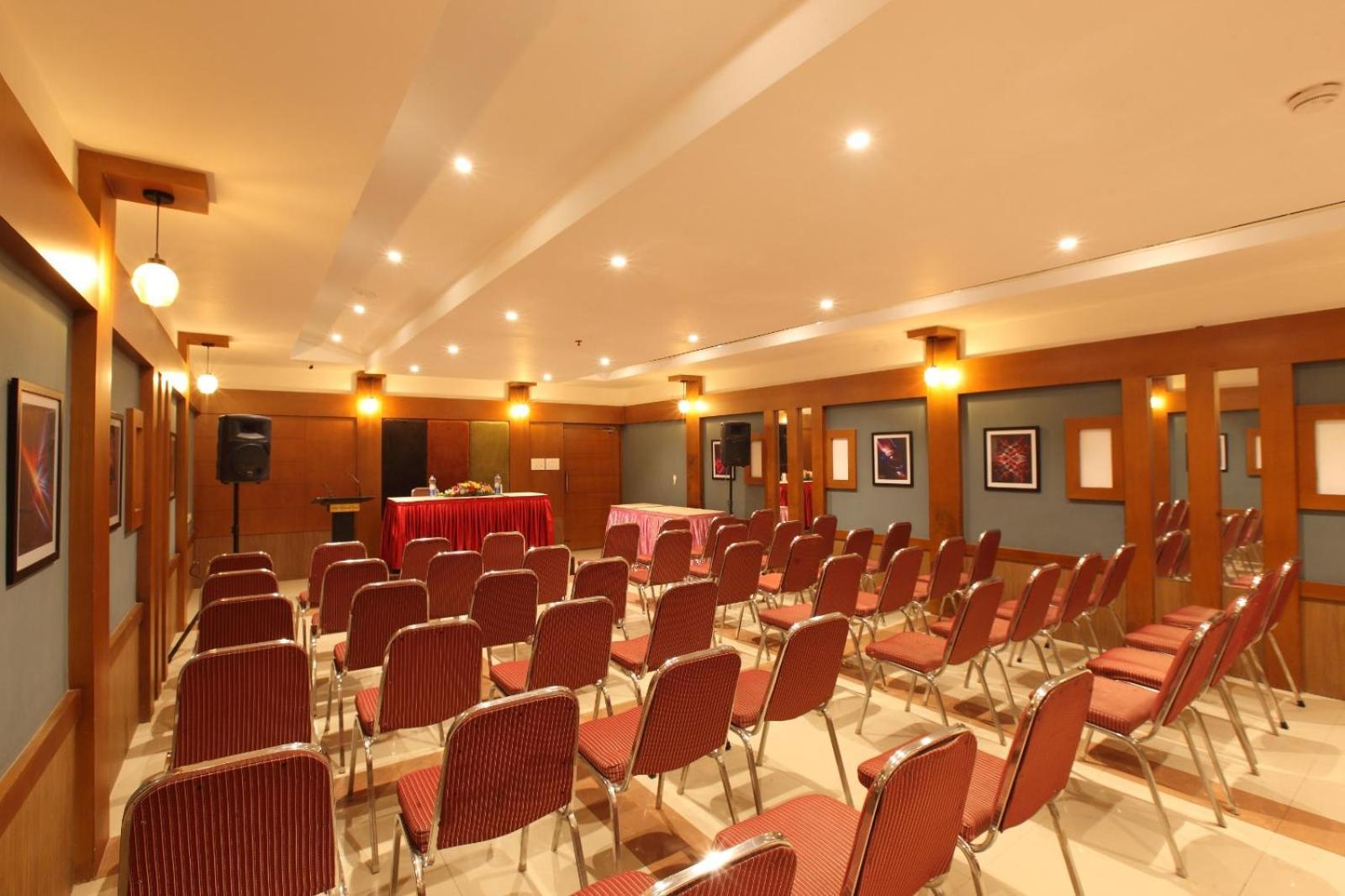 National Park Residency Kottayam Hotel Ettumanoor ภายนอก รูปภาพ